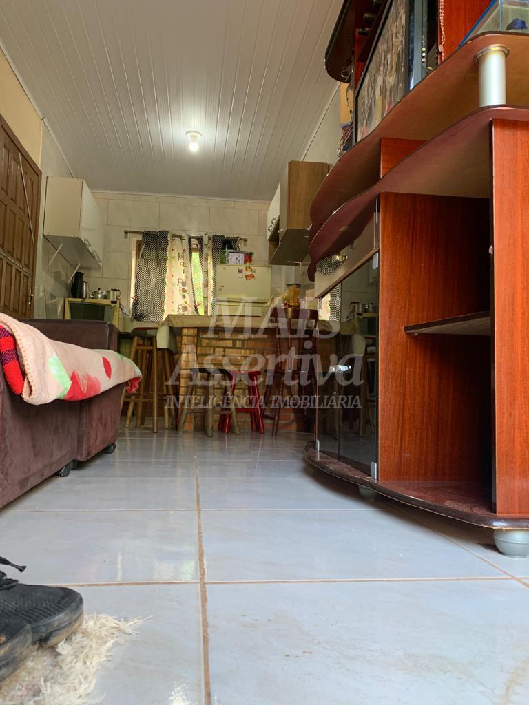 Duas casas a venda em Portão 