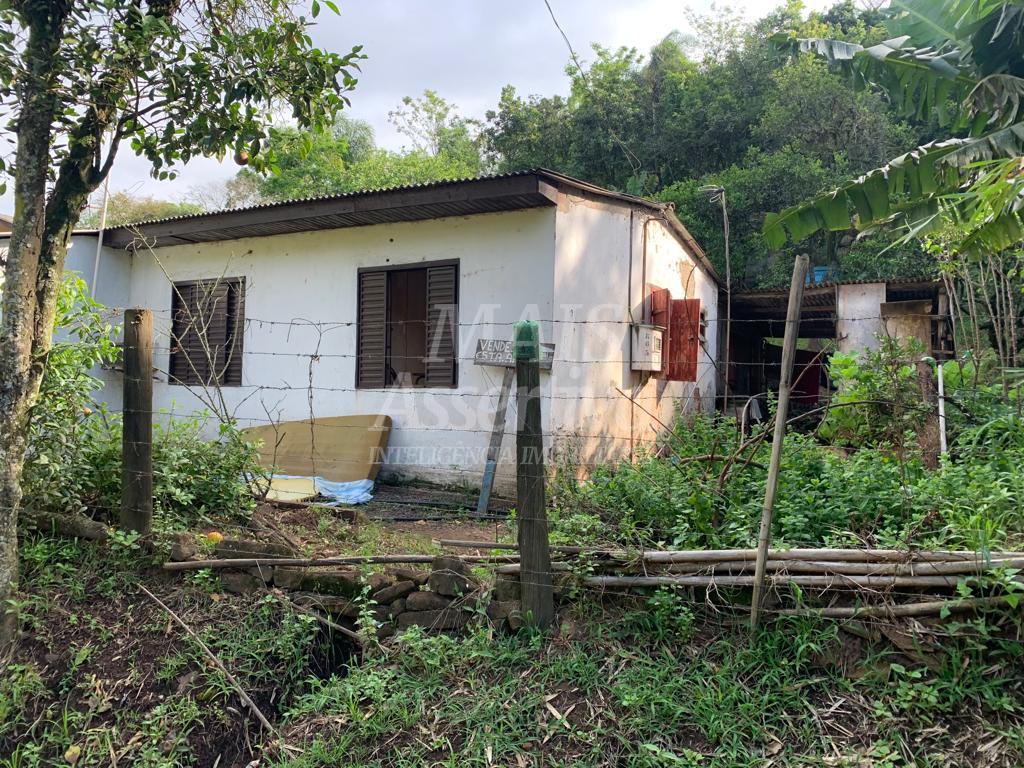 Duas casas a venda em Portão 