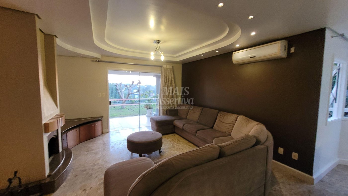 Excelente Casa de esquina para Venda com 389 m² em São Leopoldo