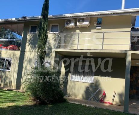 Excelente sobrado a venda no bairro São Lucas em Canela/RS - 4 dormitórios
