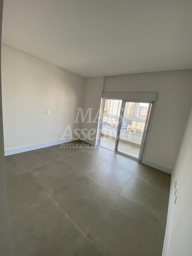 Apartamento para Venda com 03 Suítes em Itapema SC