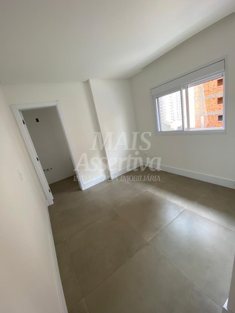 Apartamento para Venda com 03 Suítes em Itapema SC