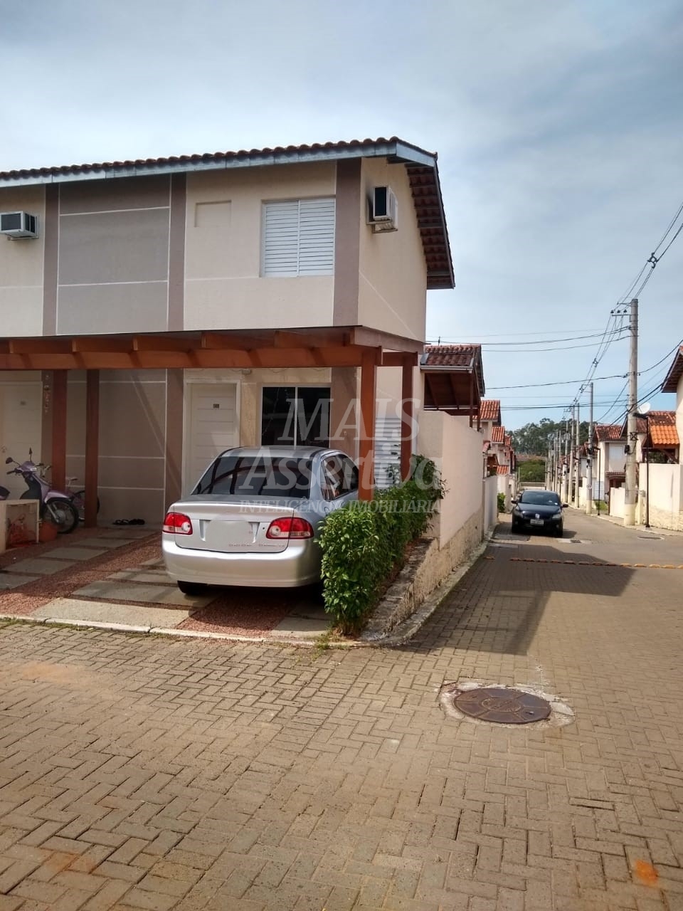 Casa semi mobiliada para venda no Residencial Vale das Figueiras - Novo Haburgo
