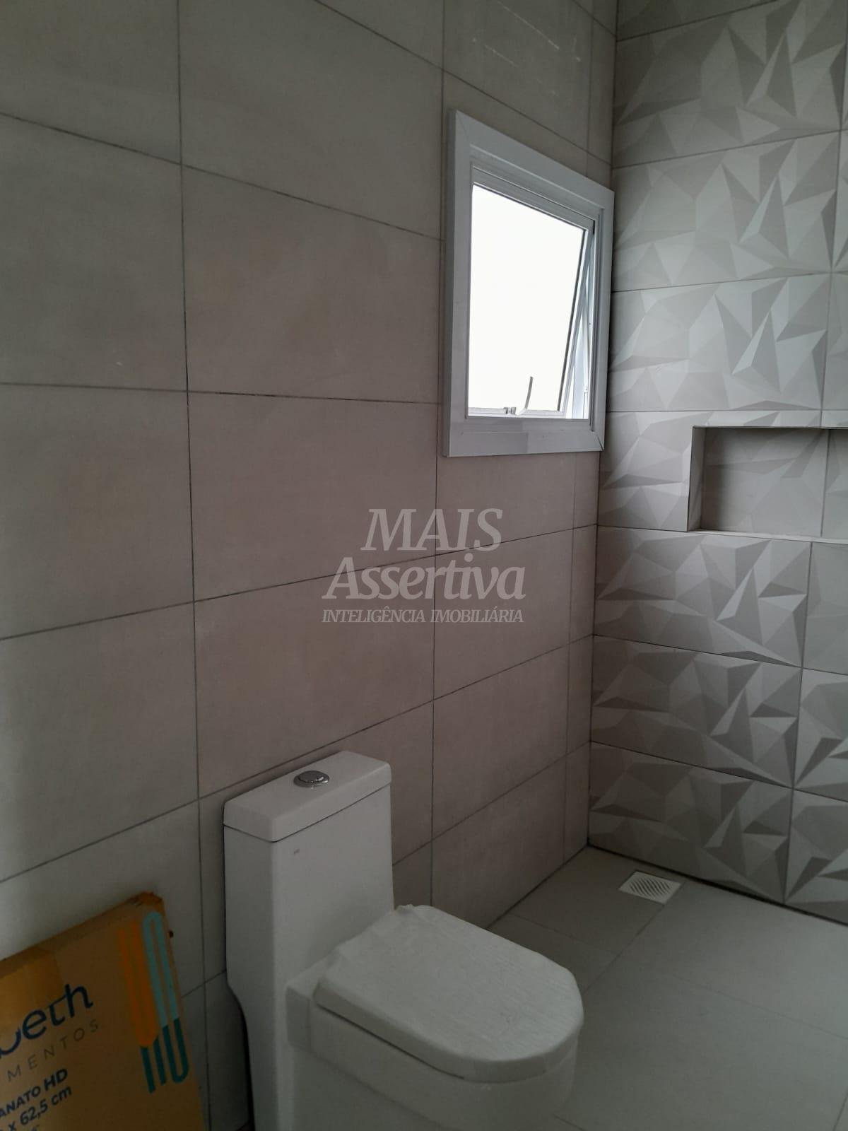 Excelente casa a venda localizada no centro de Tramandaí/RS - 2 dormitórios
