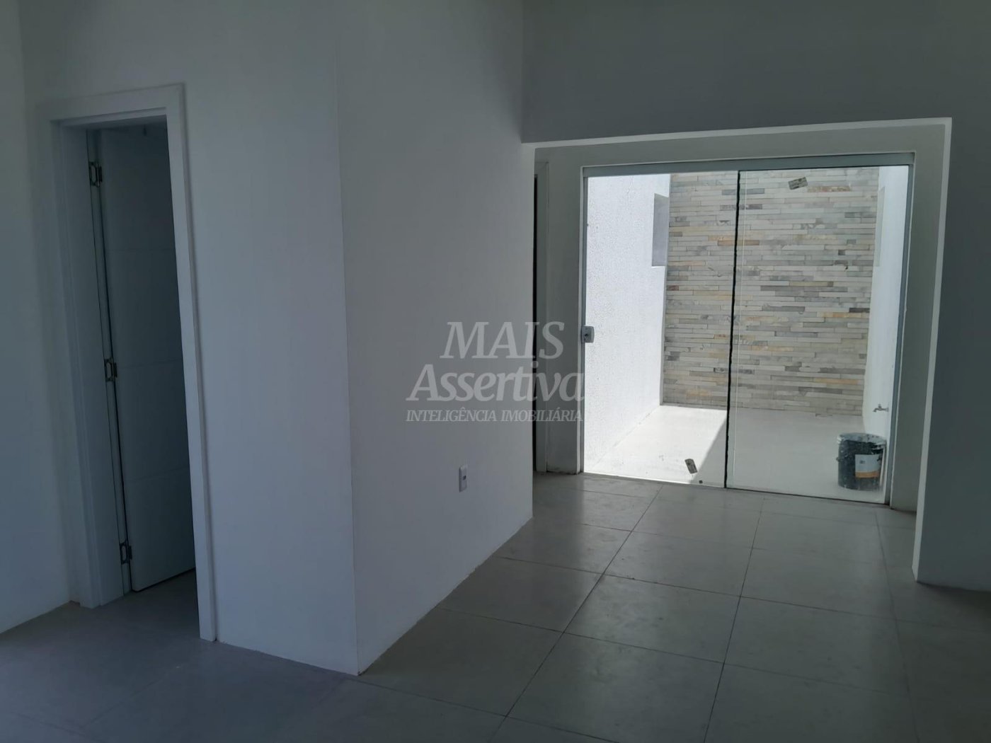 Excelente casa a venda localizada no centro de Tramandaí/RS - 2 dormitórios