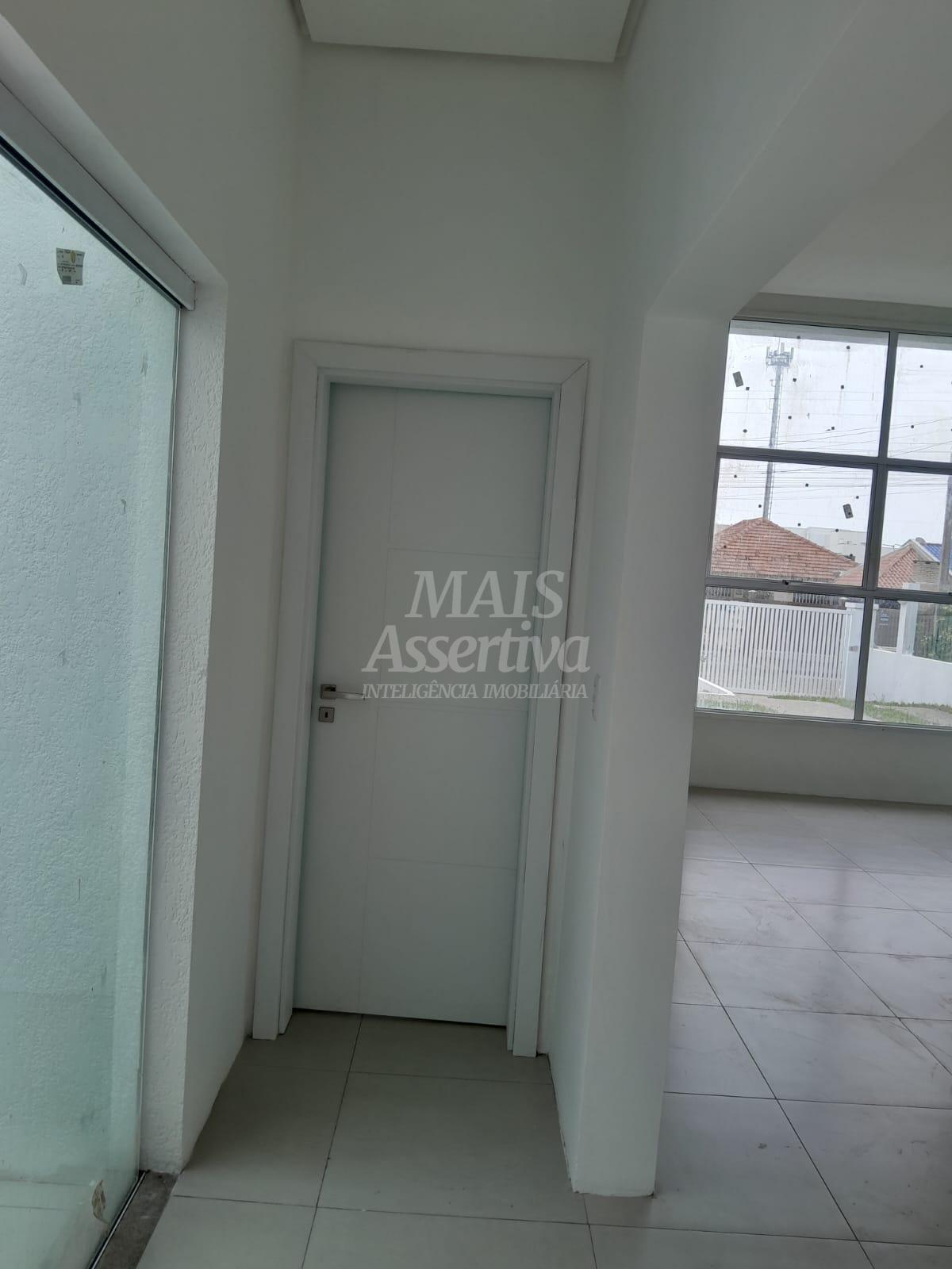 Excelente casa a venda localizada no centro de Tramandaí/RS - 2 dormitórios
