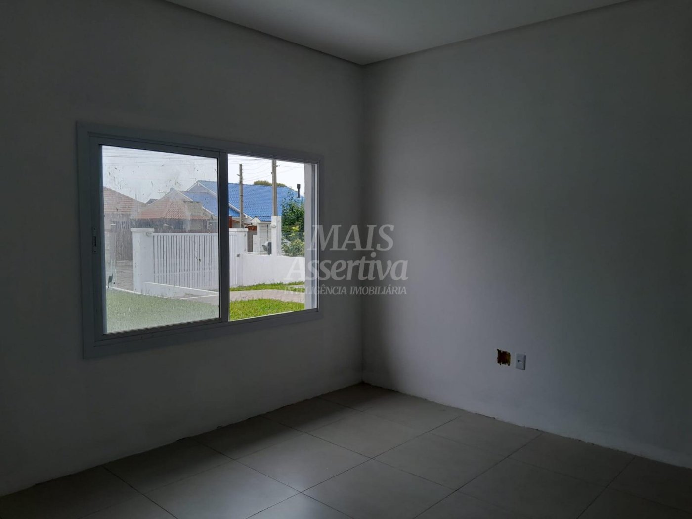Excelente casa a venda localizada no centro de Tramandaí/RS - 2 dormitórios