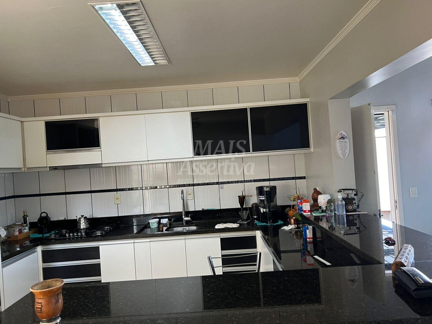 Excelente casa com 03 dormitórios para venda em Novo Hamburgo 