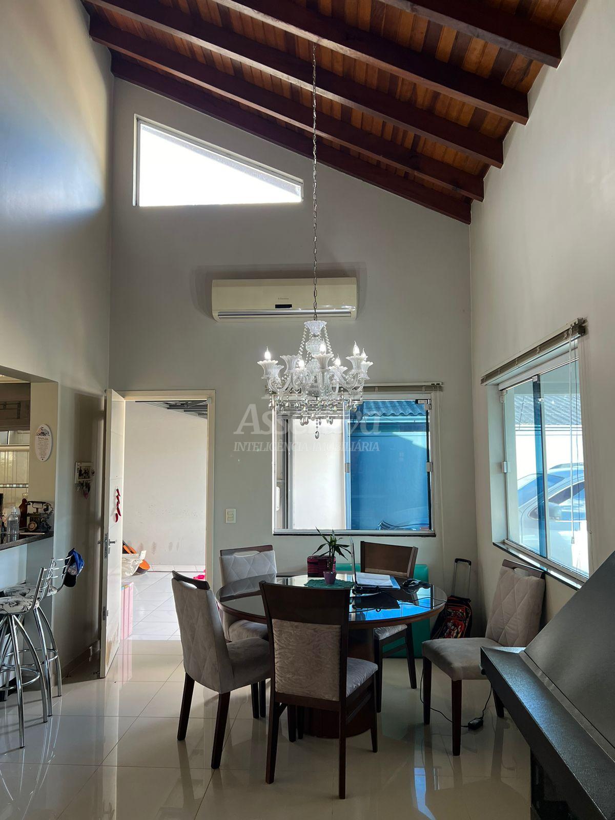 Excelente casa com 03 dormitórios para venda em Novo Hamburgo 