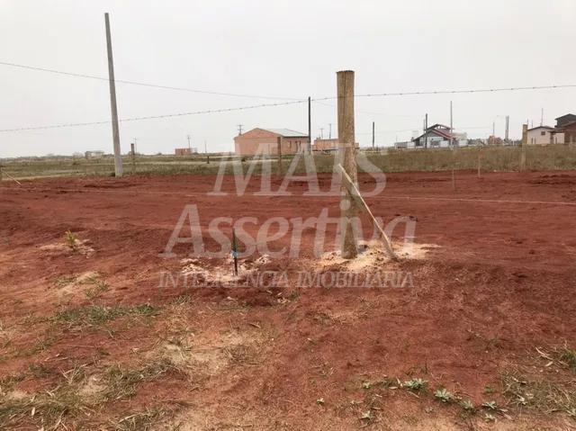 Terreno de esquina para venda, Balneario Tiveiera em Torres - 300,00m²