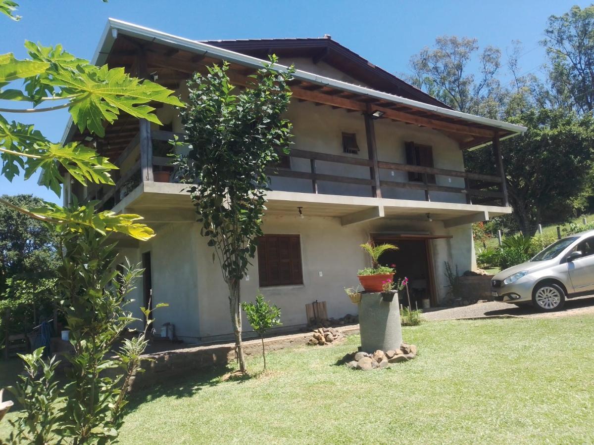 Chácara para Venda em Santo Antônio da Patrulha / RS no bairro Pinheirinhos