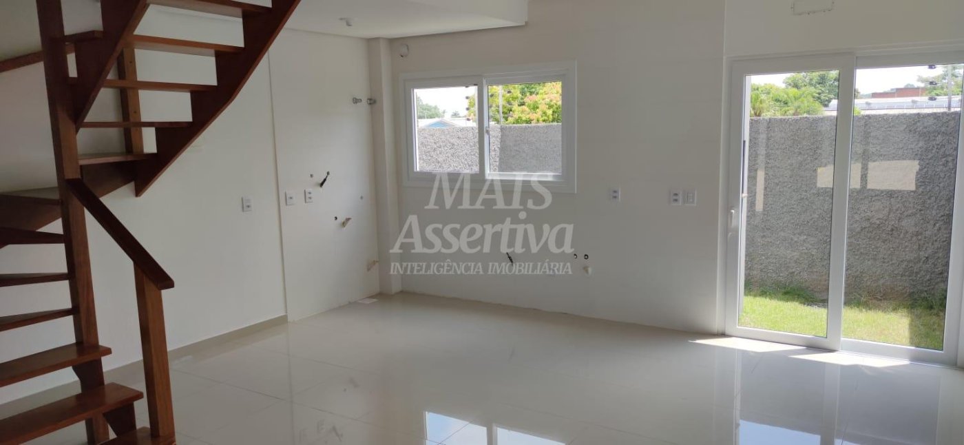 Ótimo Sobrado a venda no bairro Industrial em Novo Hamburgo/RS