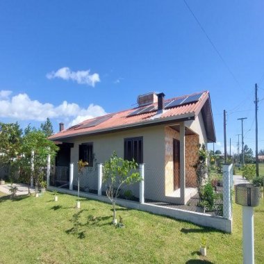 Exclente casa à venda no Balneario em Rondinha, Arroio do Sal - 2 dormitórios.